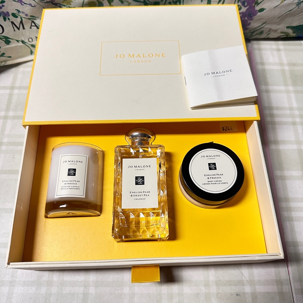 Jo Malone English Pear Layering Collection Coffret 3 PC Gift Set New in box